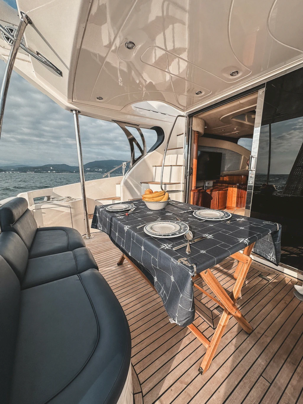 Яхта Azimut 46 image- 8